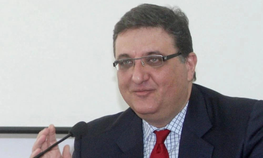 Εξαδάκτυλος: Είναι πρόωρη συζήτηση για άνοιγμα της αγοράς"